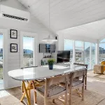 Stunning In With Kitchen *