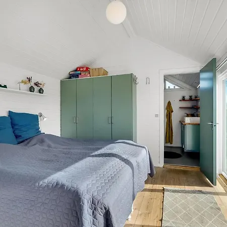 Stunning In With Kitchen *