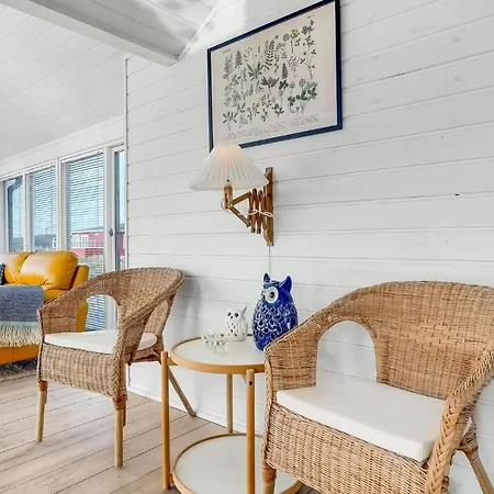 Stunning In With Kitchen Semesterbostad