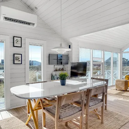Stunning In With Kitchen *