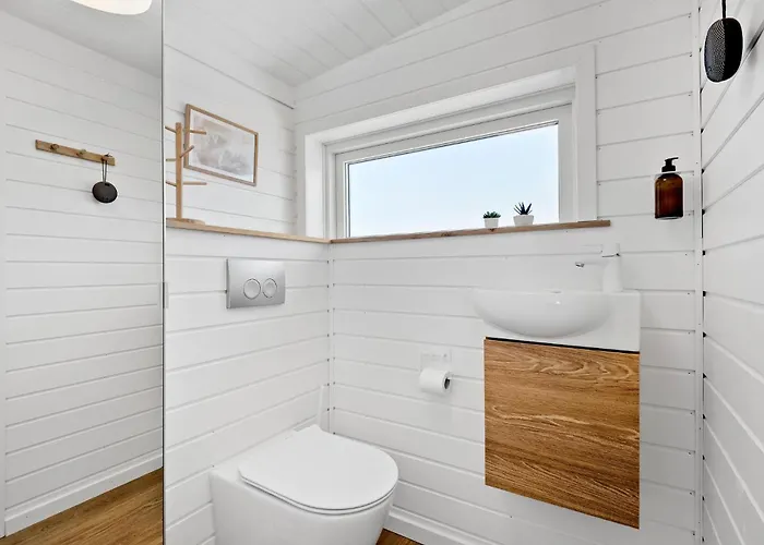 Stunning In With Kitchen Semesterbostad *