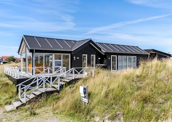 Stunning In With Kitchen Fanø